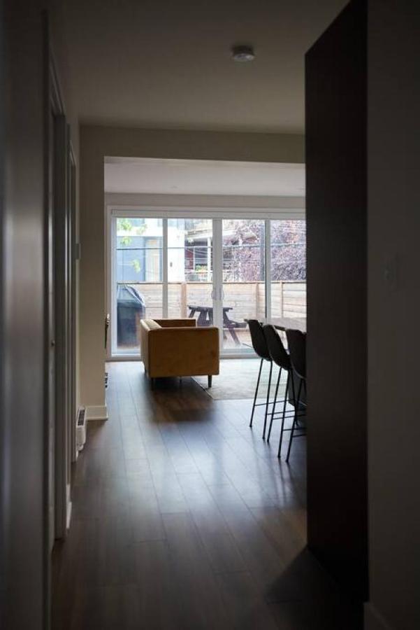 Appartement Design 3 Bedroom Flat With Private Terrace In Little Italy By Denstays *